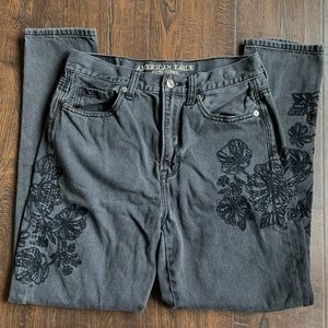 American Eagle Black embroidered mom jeans